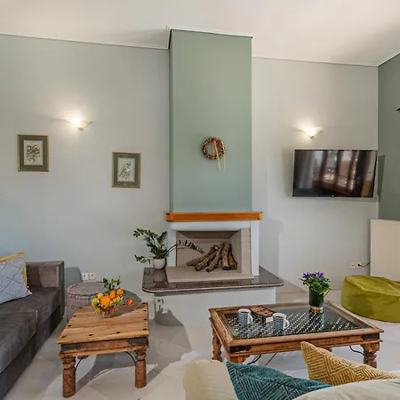 Villa La Serena & Farm With Heated Pool *