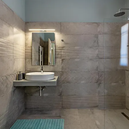 Villa La Serena & Farm With Heated Pool Rethymno