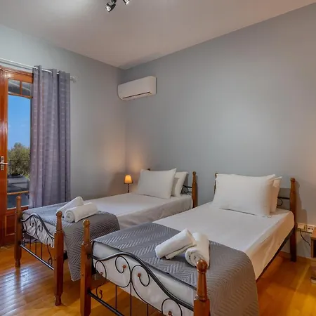 Βίλα La Serena & Farm With Heated Pool *