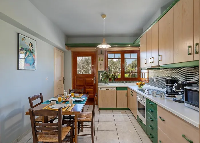 La Serena & Farm With Heated Pool Retimno