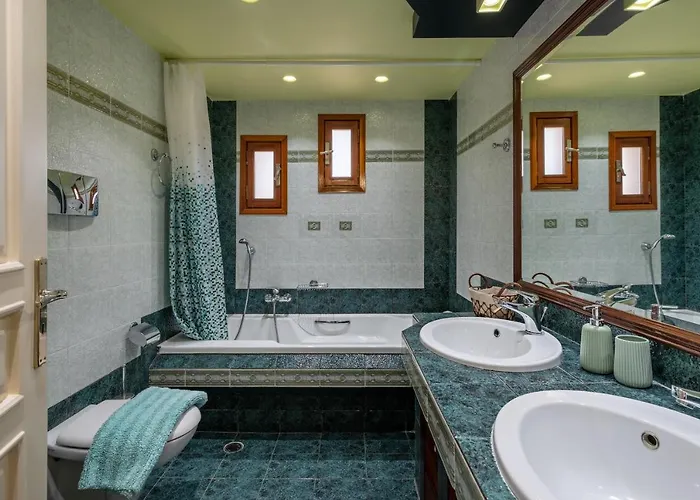 La Serena & Farm With Heated Pool Villa *